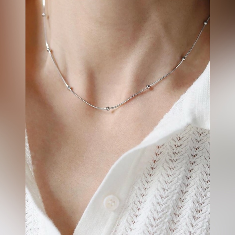 New Silver Stainless Steel Snake Bone Beads Necklace.